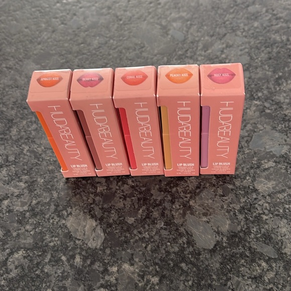 Huda Beauty Lip Blush Lip & Cheek Stain Apricot, Berry, Coral, Peachy or Rosy 💋 - Picture 10 of 11